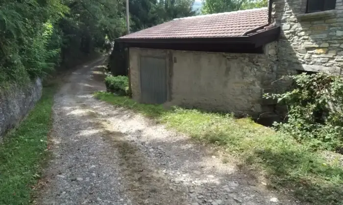 Rexer-Travo-Vendesi-Casale-in-pietra-a-Cassano-Localit-Travo-Strada-per-Viserano-Altro