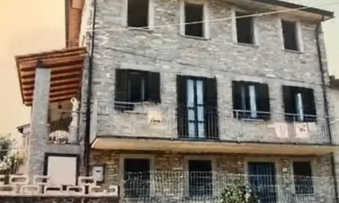Rexer-Bobbio-Vendesi-propriet-rustica-a-Levratti-Altro