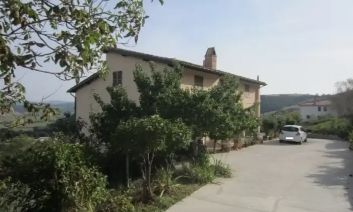 Rexer-Foligno-Vendesi-Villa-Indipendente-con-Giardino-e-Vista-Fraz-di-Annifo-PG-Altro