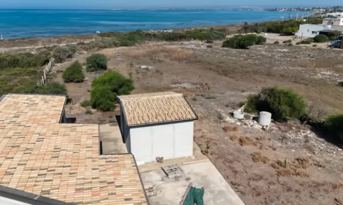 Rexer-Pachino-Vendesi-villetta-fronte-mare-e-a-Pachino-SR-Altro