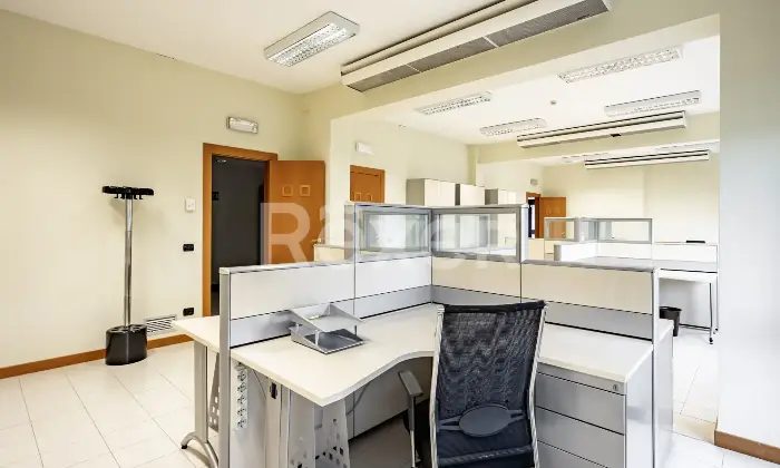 Rexer-Bari-Asset-Direzionale-con-Area-Strategica-Altro