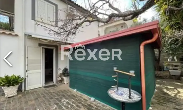 Rexer-Stalett-Vendesi-Casa-indipendente-a-Stalett-Altro