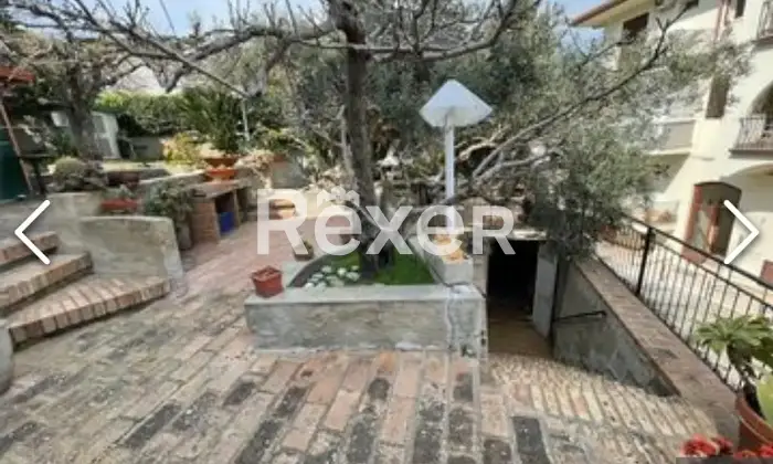 Rexer-Stalett-Vendesi-Casa-indipendente-a-Stalett-Altro