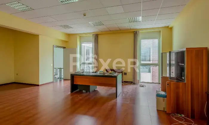 Rexer-Jesi-Struttura-Commerciale-in-vendita-a-Jesi-Altro
