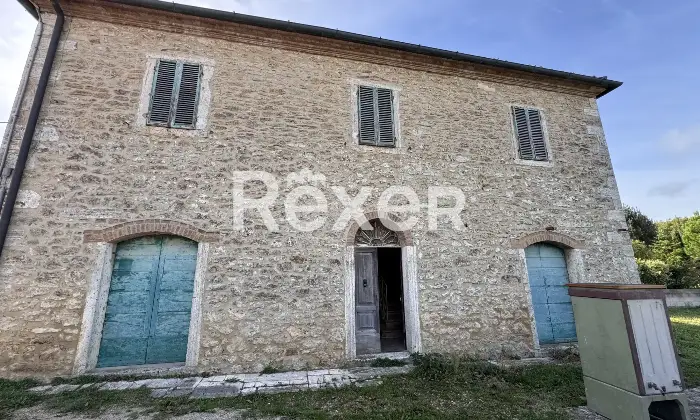 Rexer-Rapolano-Terme-Porzione-di-CasalePodere-Facciata