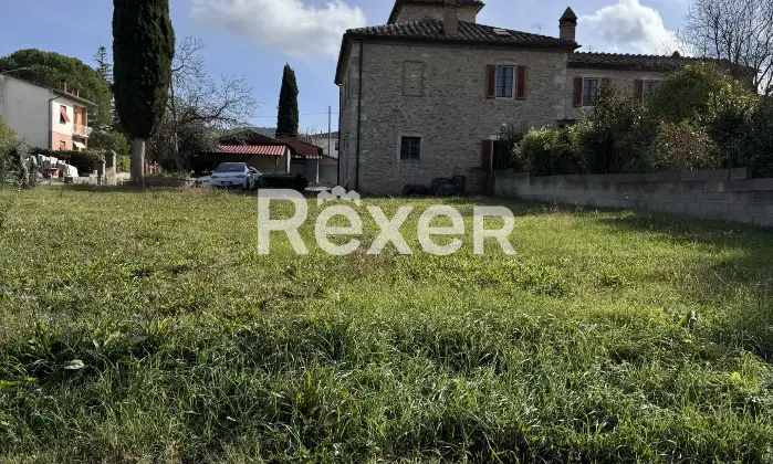 Rexer-Rapolano-Terme-Porzione-di-CasalePodere-Giardino