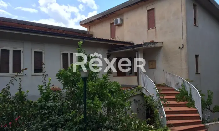Rexer-Nicotera-Intero-fabbricato-panoramico-con-appartamenti-indipendenti-Terrazzo