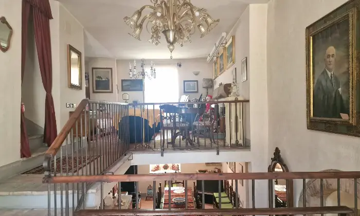 Rexer-Corciano-Residenza-Borgomeo-Umbria-SolomeoCorciano-Perugia-Casale-depoca-anche-per-permute-Altro