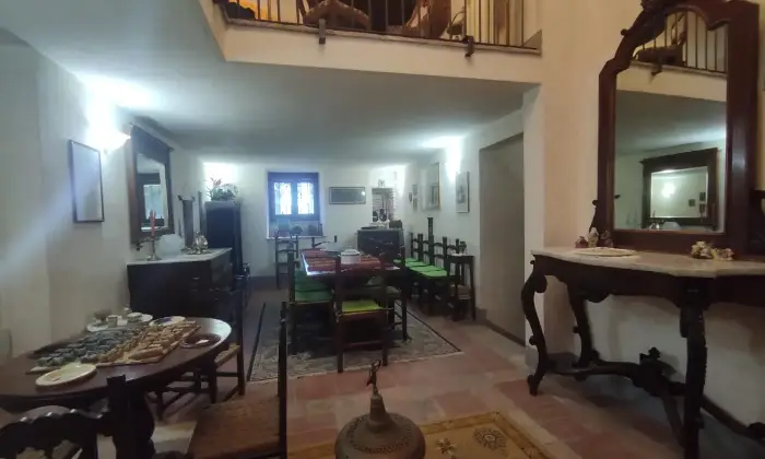 Rexer-Corciano-Residenza-Borgomeo-Umbria-SolomeoCorciano-Perugia-Casale-depoca-anche-per-permute-Altro