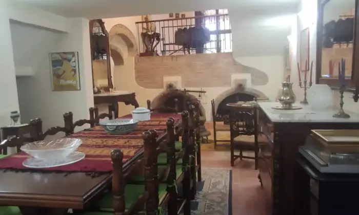 Rexer-Corciano-Residenza-Borgomeo-Umbria-SolomeoCorciano-Perugia-Casale-depoca-anche-per-permute-Altro