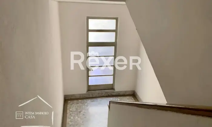 Rexer-Roma-Quadrilocale-a-reddito-Ottimo-investimento-Altro