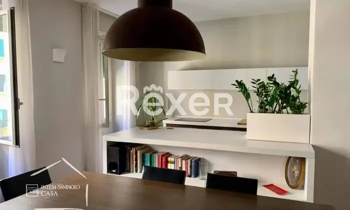 Rexer-Roma-Quadrilocale-a-reddito-Ottimo-investimento-Altro