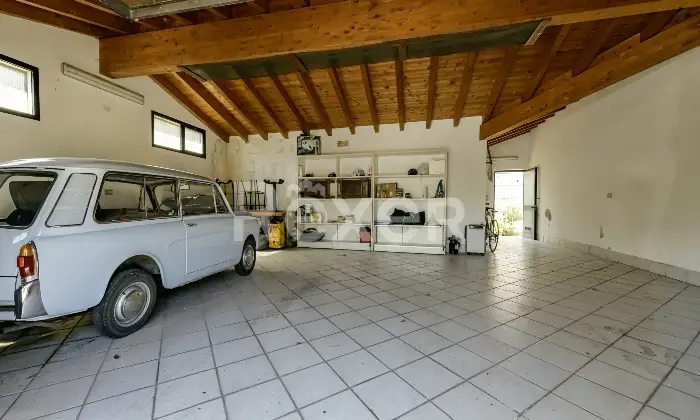 Rexer-Guidizzolo-Prestigiosa-propriet-indipendente-con-piscina-in-contesto-esclusivo-Altro