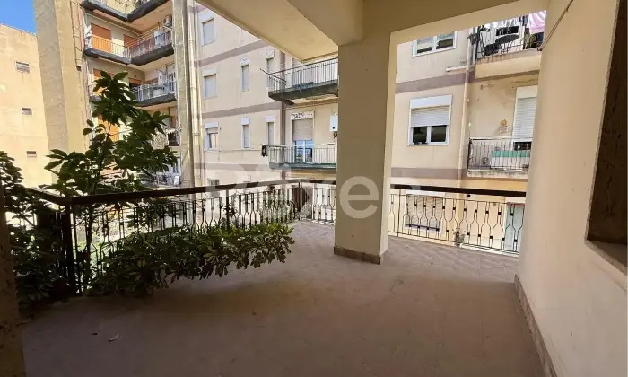 Rexer-Reggio-Calabria-Luminoso-pentavano-con-tripla-esposizione-Altro