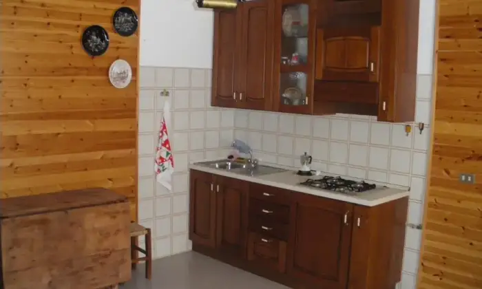 Rexer-Camporotondo-Appartamento-arredato-con-balconi-Abitabile-da-subito-Altro