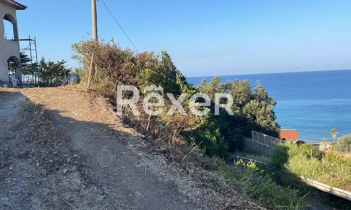 Rexer-Bonifati-VILLA-singola-panoramica-IN-FASE-DI-RISTRUTTURAZIONE-in-vendita-allo-stato-di-RUSTICO-AVANZATO-Altro