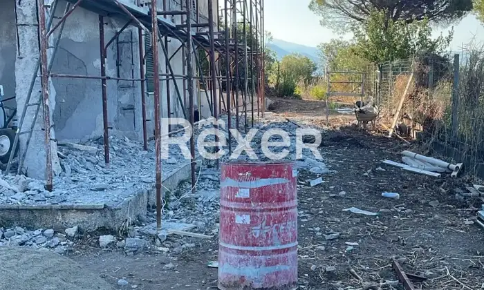 Rexer-Bonifati-VILLA-singola-panoramica-IN-FASE-DI-RISTRUTTURAZIONE-in-vendita-allo-stato-di-RUSTICO-AVANZATO-Altro