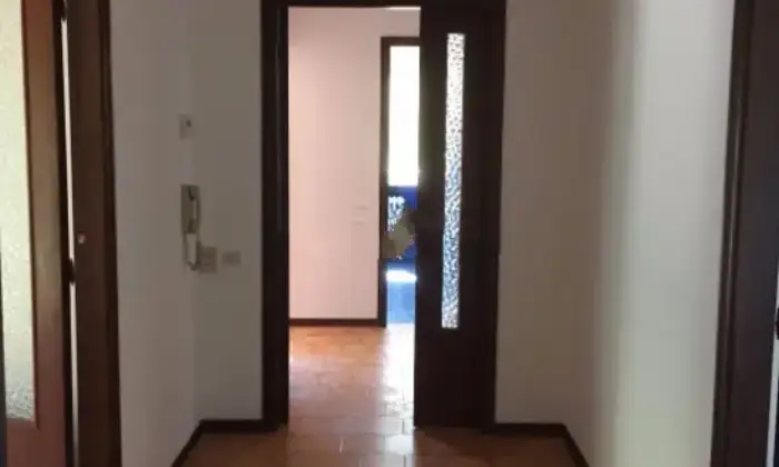Rexer-Ostra-Vendesi-Appartamento-al-Secondo-Piano-con-Garage-Giardino-e-Orto-Altro