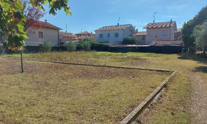 Rexer-Cartoceto-SI-VENDE-LOTTO-di-TERRENO-mq-CON-PROGETTO-PER-LA-COSTRUZIONE-DI-UNA-VILLA-via-Fabrizio-De-Andr-Cartoceto-PU-Altro