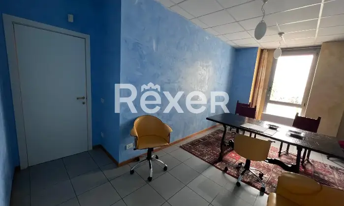 Rexer-Reggio-Emilia-Ufficio-al-piano-con-ascensore-nel-complesso-DIREZIONALE-REGINA-MARGHERITA-Altro
