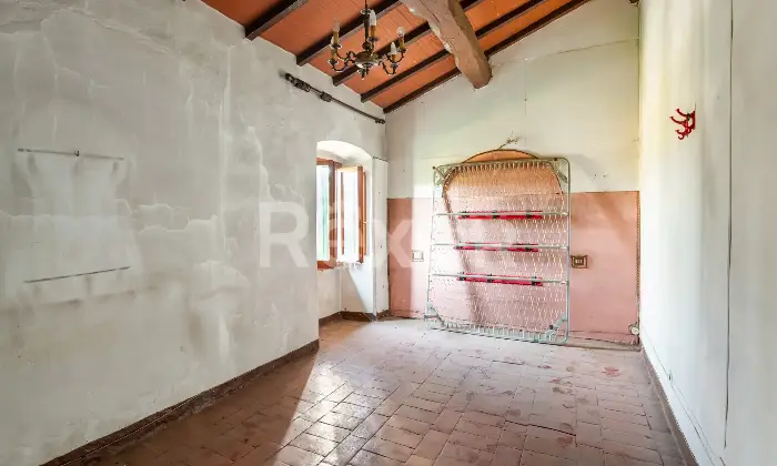 Rexer-Rignano-sullArno-Cascina-nel-Cuore-della-Toscana-tre-appartamenti-e-locali-accessori-Altro