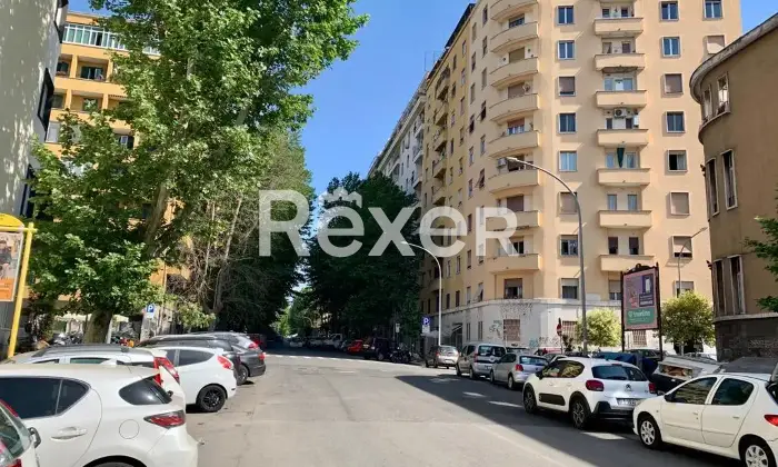 Rexer-Roma-Trilocale-a-reddito-Ottimo-investimento-Altro