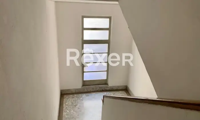 Rexer-Roma-Trilocale-a-reddito-Ottimo-investimento-Altro