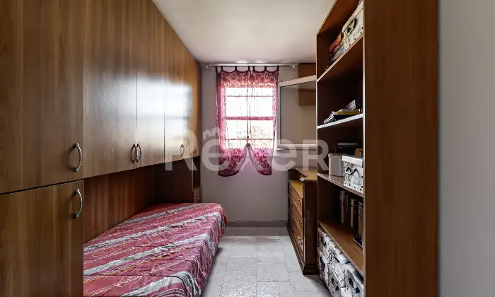 Rexer-Loreo-Porzione-di-bifamiliare-in-posizione-residenziale-Altro