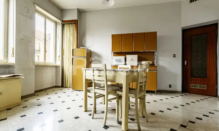 Rexer-Torino-Appartamento-con-doppi-ingressi-Altro