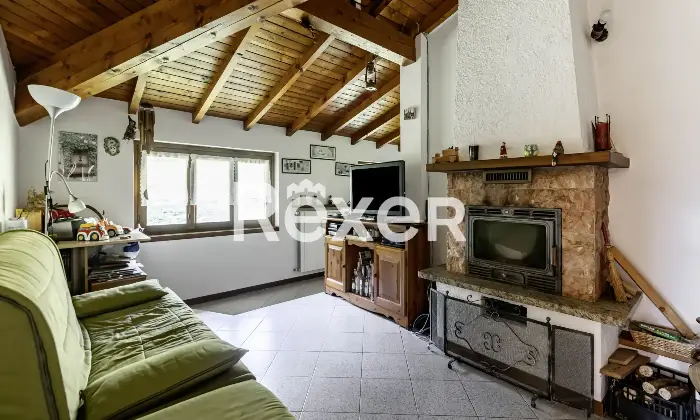 Rexer-Centro-Valle-Intelvi-Appartamento-con-giardino-Altro