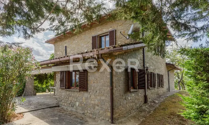 Rexer-Citt-di-Castello-Splendida-villa-panoramica-immersa-nel-verde-delle-colline-umbre-Altro