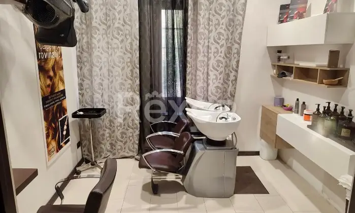 Rexer-Roma-Investimento-Sicuro-Negozio-Locato-con-Rendita-Garantita-Altro