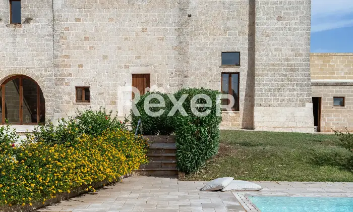 Rexer-Carovigno-Masseria-con-corte-interna-ed-esterna-e-piscina-Altro