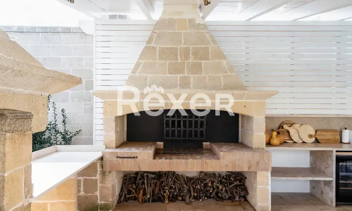 Rexer-Carovigno-Masseria-con-corte-interna-ed-esterna-e-piscina-Altro