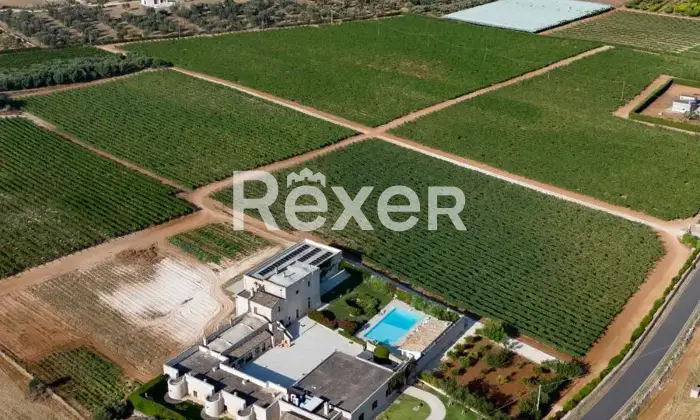 Rexer-Carovigno-Masseria-con-corte-interna-ed-esterna-e-piscina-Altro