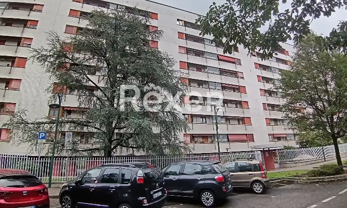 Rexer-Cusano-Milanino-Cusano-Milanino-Vendita-di-trilocali-e-quadrilocali-locati-regolarmente-con-box-di-pertinenza-Altro