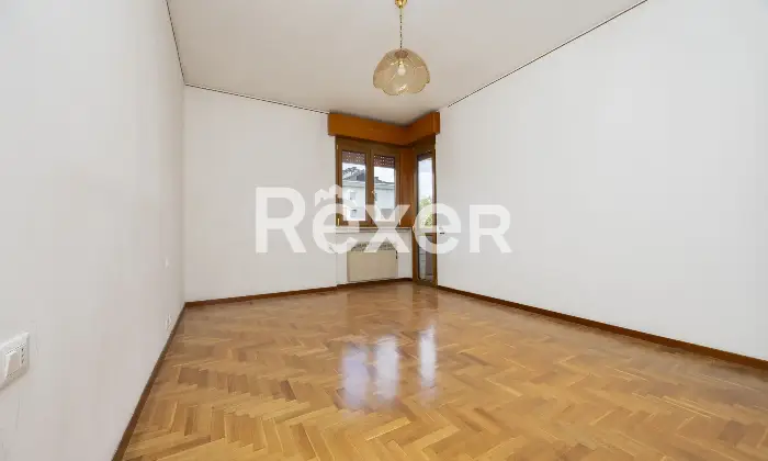 Rexer-Cusano-Milanino-Cusano-Milanino-Trilocale-piano-alto-con-ampio-balcone-Altro