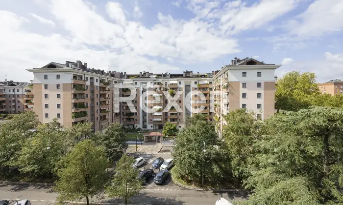 Rexer-Cusano-Milanino-Cusano-Milanino-Trilocale-piano-alto-con-ampio-balcone-Altro