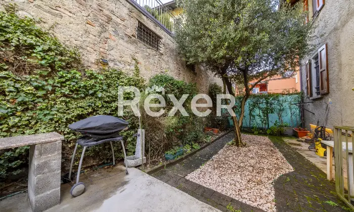 Rexer-Calolziocorte-Terratetto-storico-ristrutturato-con-giardino-e-posti-auto-esclusivi-Altro