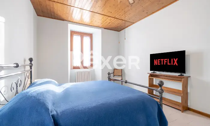 Rexer-Calolziocorte-Terratetto-storico-ristrutturato-con-giardino-e-posti-auto-esclusivi-Altro