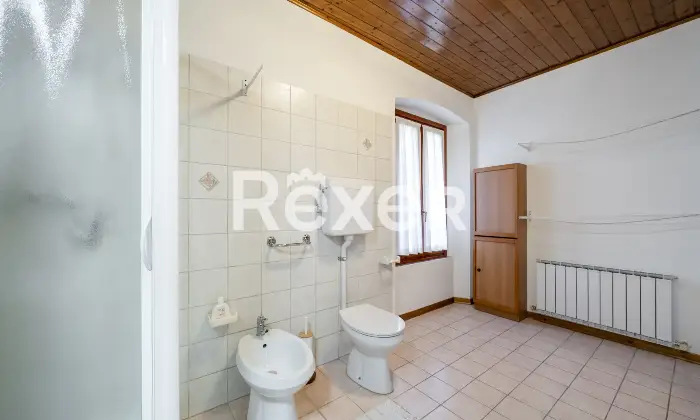 Rexer-Calolziocorte-Terratetto-storico-ristrutturato-con-giardino-e-posti-auto-esclusivi-Altro