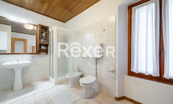 Rexer-Calolziocorte-Terratetto-storico-ristrutturato-con-giardino-e-posti-auto-esclusivi-Altro