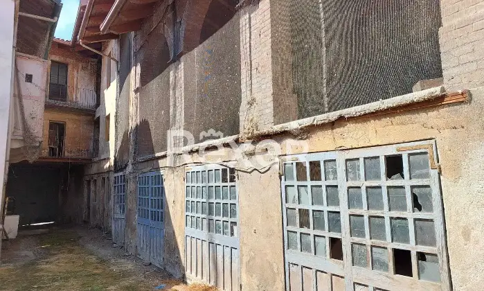 Rexer-Chivasso-Immobile-storico-in-centro-a-Chivasso-Altro