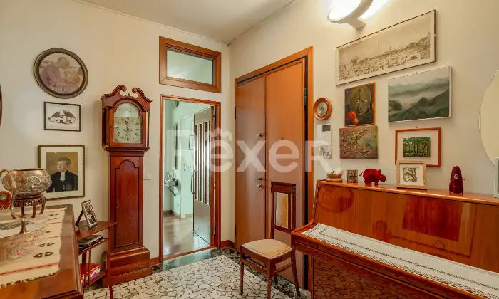 Rexer-Padova-NUDA-PROPRIETA-Appartamento-di-ampia-metratura-con-terrazza-abitabile-Altro