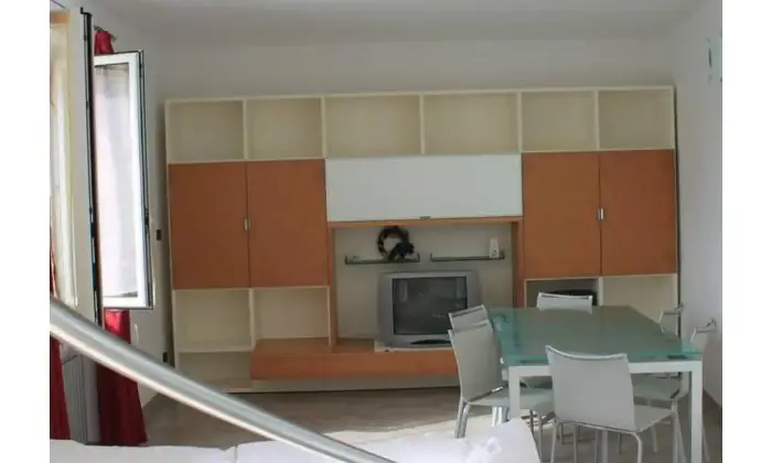 Rexer-VEZZI-PORTIO-Villetta-a-schiera-in-Vendita-a-Vezzi-Portio-Altro