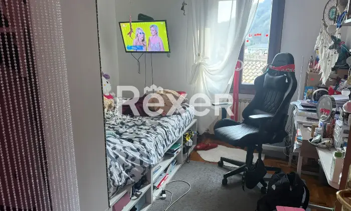 Rexer-Monte-di-Malo-Intero-edificio-con-trattoria-appartamenti-e-ampi-spazi-accessori-Altro