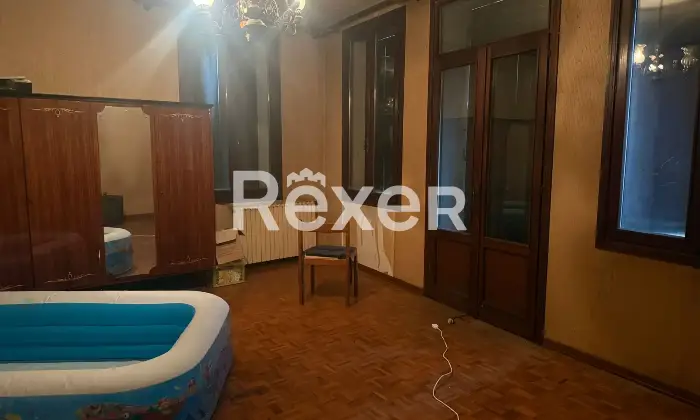 Rexer-Monte-di-Malo-Intero-edificio-con-trattoria-appartamenti-e-ampi-spazi-accessori-Altro