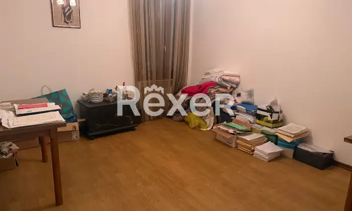 Rexer-Monte-di-Malo-Intero-edificio-con-trattoria-appartamenti-e-ampi-spazi-accessori-Altro