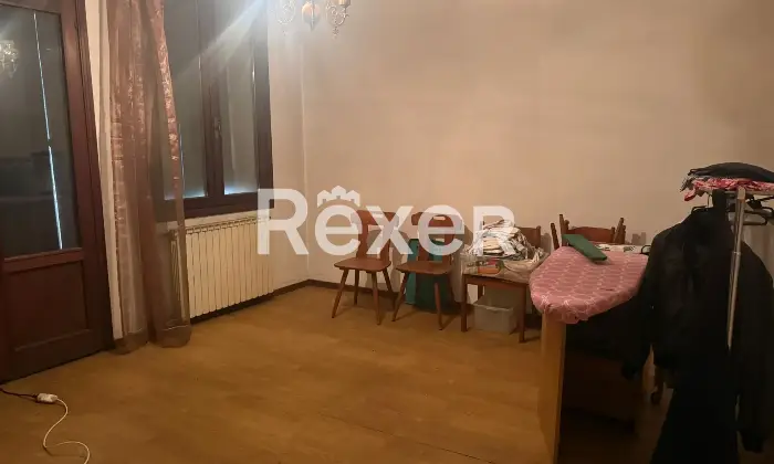 Rexer-Priabona-Intero-edificio-con-trattoria-appartamenti-e-ampi-spazi-accessori-Altro