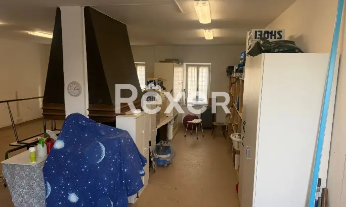 Rexer-Monte-di-Malo-Intero-edificio-con-trattoria-appartamenti-e-ampi-spazi-accessori-Altro